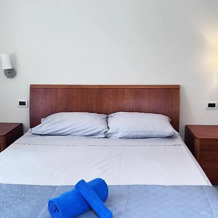 Seaside Bliss In Apartment *